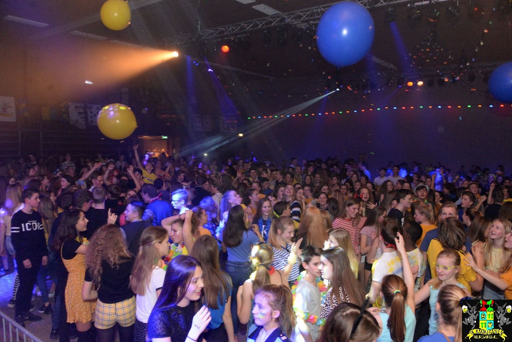 ../Images/Jeugddisco Kokkerhout bekent kleur 149.jpg